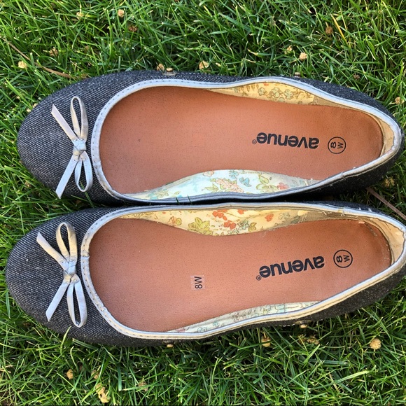 Avenue ballet Flats!! Charcoal Denim color and fabric. Size 8W. - Picture 7 of 10